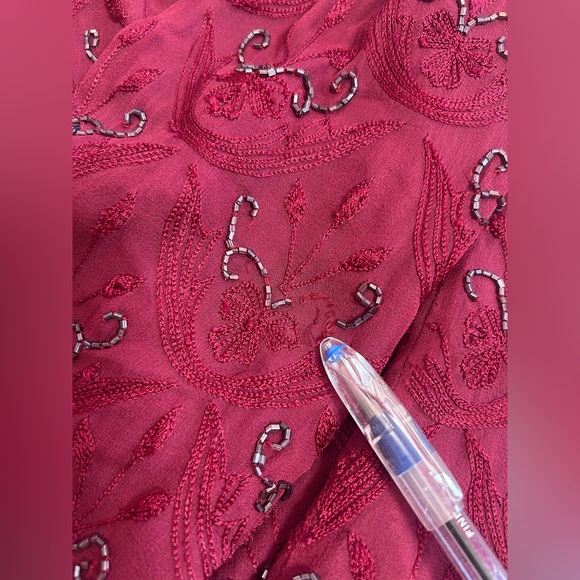 Adrianna Papéll Burgundy set with Beaded Top Sz 10 Preowned - Picture 14 of 16